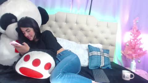 eimyy_rouse online show from January 2026 09:42:01 PM