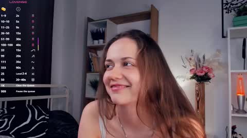 Snapshot of el1s_well chatting on September 2025 08:20:02 PM Elis 3 online show from September 2025 08:20:02 PM