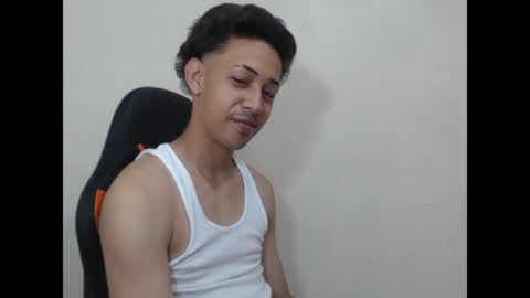 Instagram BelowAbajo online show from May 2026 03:13:01 AM