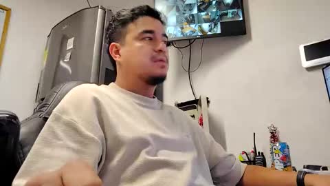   online show from December 2025 07:58:02 AM