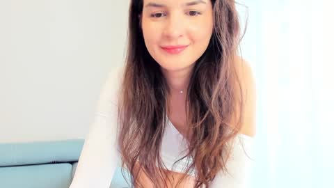 Snapshot of elaanna chatting on September 2025 06:41:01 AM Ela online show from September 2025 06:41:01 AM