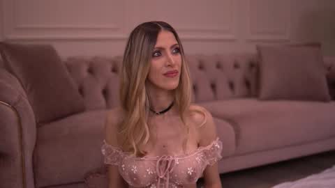 Snapshot of elablake chatting on November 2025 05:41:02 AM Ella online show from November 2025 05:41:02 AM