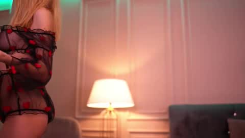 Snapshot of elablake chatting on February 2026 06:09:01 AM Ella online show from February 2026 06:09:01 AM