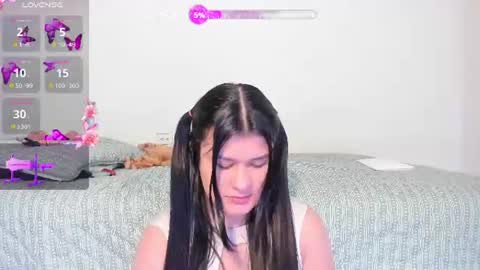 Snapshot of elalove_ chatting on July 2026 07:44:01 AM Ela online show from July 2026 07:44:01 AM