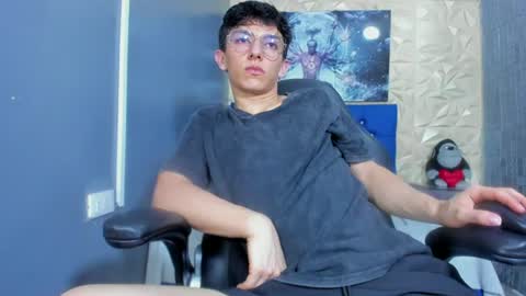 Snapshot of elangiraldo chatting on June 2026 12:30:01 AM Elan Giralon online show from June 2026 12:30:01 AM