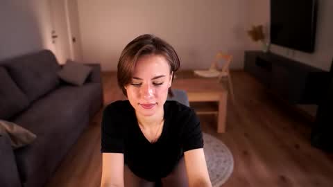 Snapshot of elannand chatting on October 2025 06:11:02 AM ELA 3 online show from October 2025 06:11:02 AM