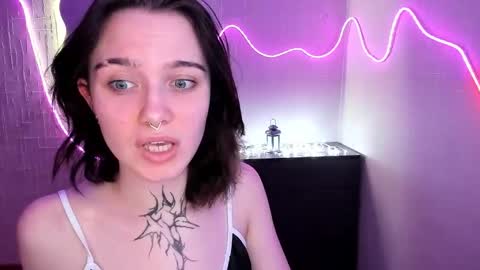 elastikiss online show from February 2026 04:30:01 PM