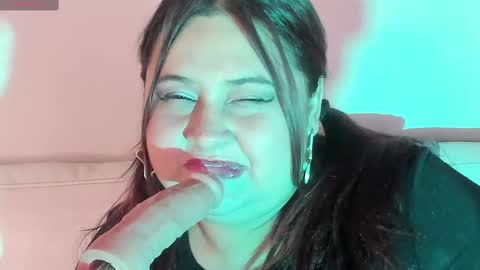 Electra online show from November 2025 04:12:01 AM