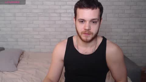 Snapshot of electric_smile chatting on February 2026 01:53:02 PM Alex online show from February 2026 01:53:02 PM