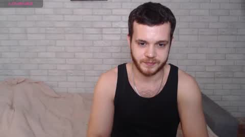 Snapshot of electric_smile chatting on February 2026 04:44:01 PM Alex online show from February 2026 04:44:01 PM