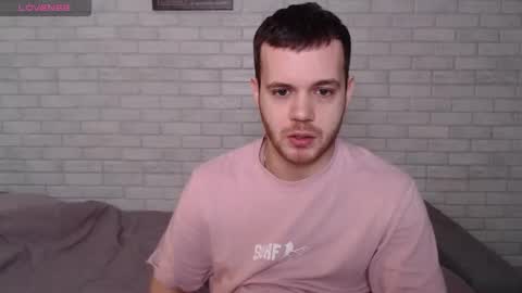 Snapshot of electric_smile chatting on March 2026 07:45:01 AM Alex online show from March 2026 07:45:01 AM