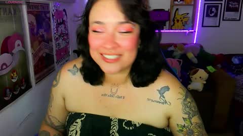 Snapshot of electricsapphire chatting on October 2025 04:53:02 AM Alejandra online show from October 2025 04:53:02 AM