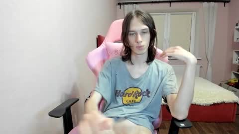 Snapshot of eleganc3 chatting on October 2025 09:48:02 PM eleganc3 online show from October 2025 09:48:02 PM