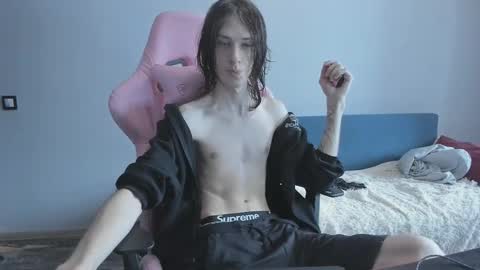 Snapshot of eleganc3 chatting on March 2026 06:52:01 AM eleganc3 online show from March 2026 06:52:01 AM