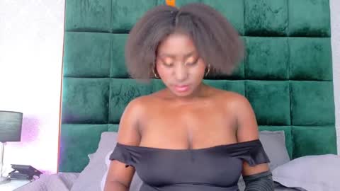 elektradoll1 online show from April 2026 01:41:02 PM