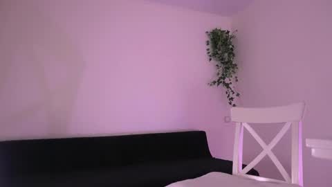 elena_li online show from March 2025 09:32:02 PM