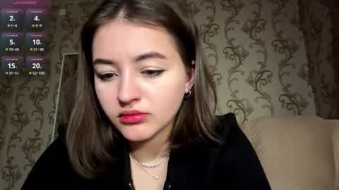 Mia online show from March 2026 06:12:02 PM