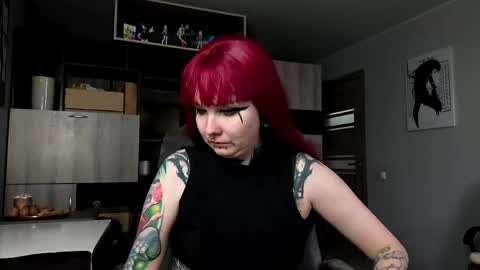 Milana online show from April 2026 02:33:02 PM