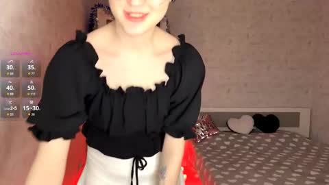 Annie PVT IS OPEN online show from December 2025 09:11:02 PM