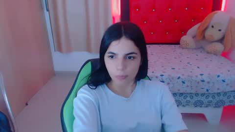 Snapshot of elenna_hotx chatting on December 2024 10:30:01 PM agnes online show from December 2024 10:30:01 PM