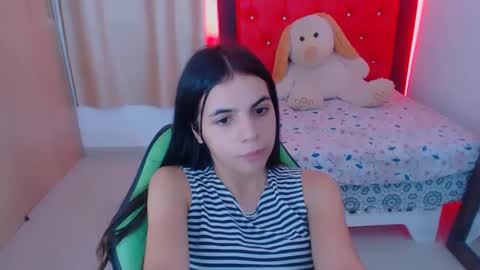 Snapshot of elenna_hotx chatting on December 2024 05:59:02 PM agnes online show from December 2024 05:59:02 PM