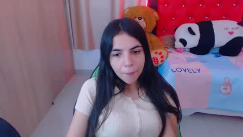 Snapshot of elenna_hotx chatting on January 2025 05:53:01 PM agnes online show from January 2025 05:53:01 PM