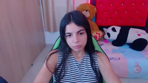Snapshot of elenna_hotx chatting on February 2025 05:48:01 PM agnes online show from February 2025 05:48:01 PM