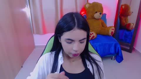 Snapshot of elenna_hotx chatting on February 2025 07:05:02 PM agnes online show from February 2025 07:05:02 PM