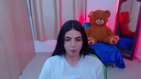 Snapshot of elenna_hotx chatting on February 2025 11:01:02 PM agnes online show from February 2025 11:01:02 PM