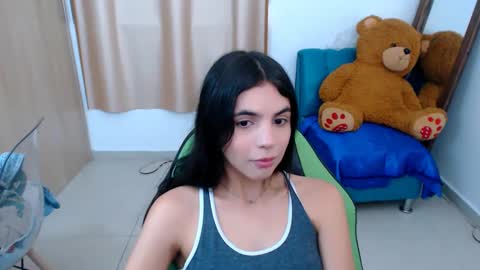 Snapshot of elenna_hotx chatting on February 2025 05:48:02 PM agnes online show from February 2025 05:48:02 PM