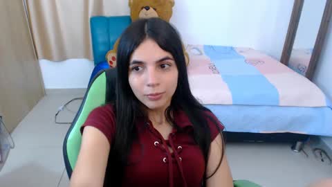 Snapshot of elenna_hotx chatting on March 2025 06:26:02 PM agnes online show from March 2025 06:26:02 PM