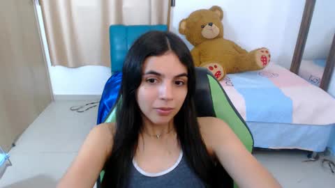 Snapshot of elenna_hotx chatting on March 2025 12:10:02 AM agnes online show from March 2025 12:10:02 AM