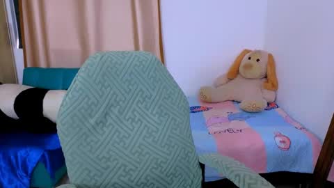 Snapshot of elenna_hotx chatting on September 2025 06:32:02 PM agnes online show from September 2025 06:32:02 PM