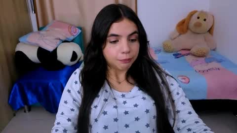 Snapshot of elenna_hotx chatting on September 2025 07:05:01 PM agnes online show from September 2025 07:05:01 PM