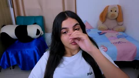 Snapshot of elenna_hotx chatting on September 2025 06:55:02 PM agnes online show from September 2025 06:55:02 PM