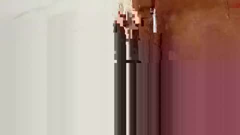 Snapshot of elfierros08 chatting on March 2025 05:01:01 AM elfierros08 online show from March 2025 05:01:01 AM