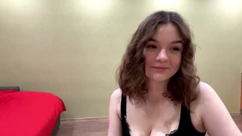 Mila online show from March 2026 06:24:01 PM