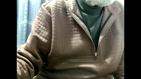 Snapshot of elfyonee chatting on December 2024 04:07:02 PM elfyonee online show from December 2024 04:07:02 PM