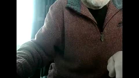 Snapshot of elfyonee chatting on December 2024 08:44:02 AM elfyonee online show from December 2024 08:44:02 AM