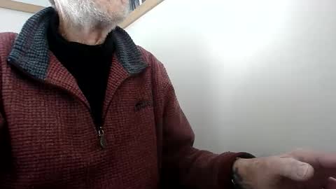 Snapshot of elfyonee chatting on December 2025 01:20:01 PM elfyonee online show from December 2025 01:20:01 PM