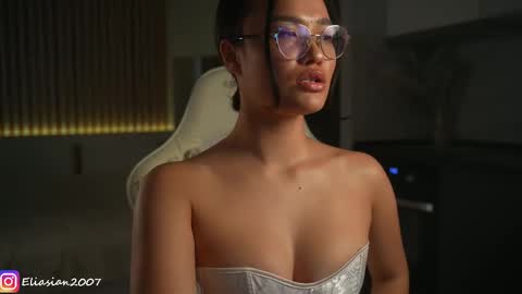 Eli  online show from March 2026 01:33:02 PM