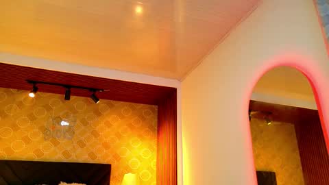 Elian online show from February 2026 12:17:02 AM