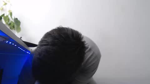 Elian online show from April 2026 07:03:02 PM