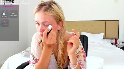   online show from December 2024 07:06:02 AM