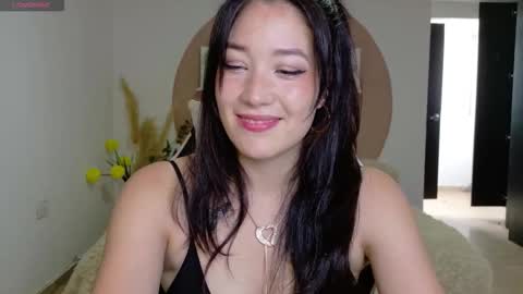 eliiih_ online show from March 2026 04:45:02 PM