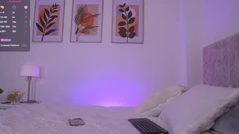 E L I I Z A B E T H   online show from September 2025 12:43:01 AM