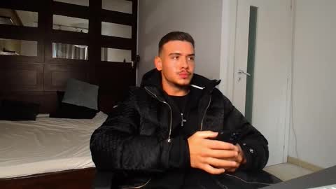 Snapshot of elijahthorne chatting on February 2026 10:36:02 AM ElijahThorne online show from February 2026 10:36:02 AM