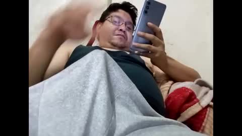 elimposstor online show from December 2025 12:25:02 PM