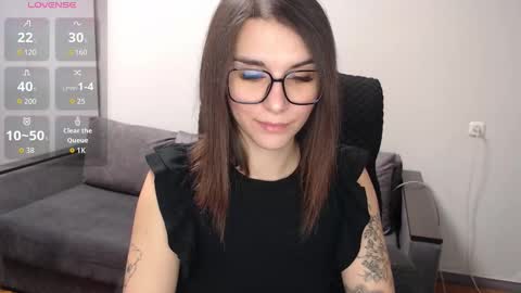 Snapshot of elina_posh chatting on March 2026 09:21:02 AM Liza online show from March 2026 09:21:02 AM