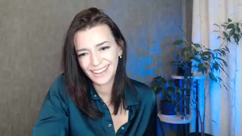 Elina online show from June 2026 11:18:01 PM